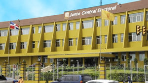 La JCE evalúa avances para el montaje del voto en el exterior