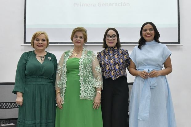 Rommy Grullon, Marisela Aybar de Grullon, Andris Feliz y Rommy Pichardo Grullon.