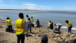 Durante la actividad, los voluntarios recolectaron residuos plásticos, sólidos y orgánicos.