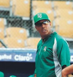 Las Estrellas Orientales mantienen al técnico venezolano José Alguacil