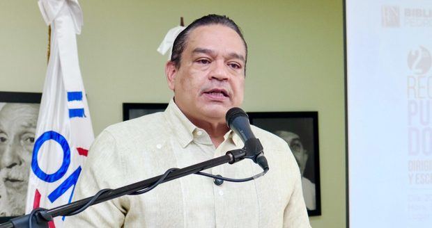 José R. Gonell Cosme.