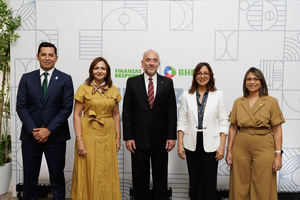 BHD lanza programa Finanzas Plateadas