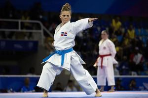 Dimitrova conquista su sexto oro consecutivo y anuncia su retiro