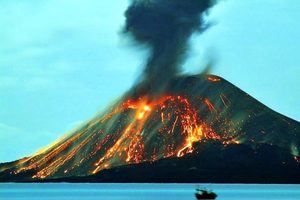 Eclosi&#243;n de turistas de riesgo en busca de volcanes en erupci&#243;n