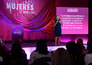 Mujeres líderes discuten sostenibilidad y estrategia empresarial