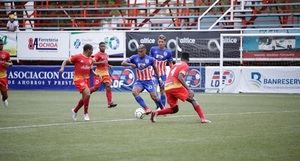 Gol de Boucicaut da ajustado triunfo a La Vega Real sobre Atlético SFM