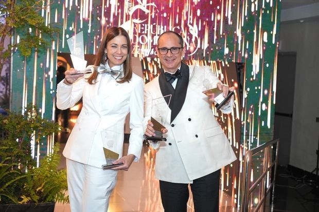 Leonardo Cordero Suria, Mejor Diseñador de Trajes de Novio en LAWA 2025