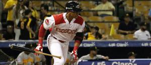 Leones vencen a Águilas y Estrellas a Tigres para seguir en la cima de Lidom