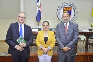 Victor Grimaldi, Alejandra Valerio y Mariano Rodríguez.