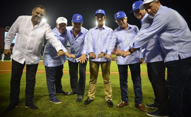 La lluvia había pospuesto la ceremonia 