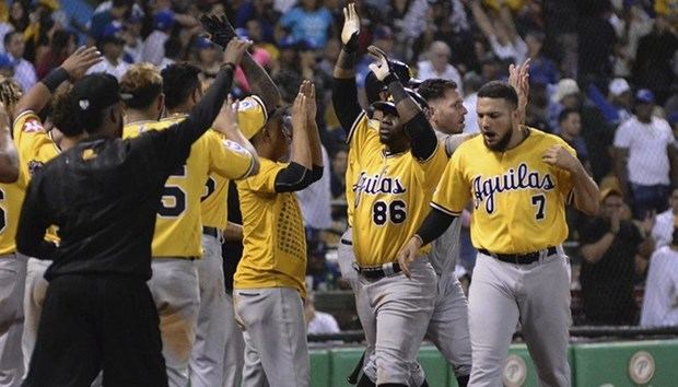 Abinader felicita a las Águilas por su triunfo en el beísbol dominicano.