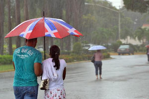 El COE mantiene la alerta verde por lluvias en once provincias