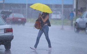 Lluvias dispersas hacia el interior del país…se mantienen las alertas meteorológicas