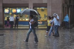 Vaguada producirá algunos chubascos locales hacia el interior del país
 