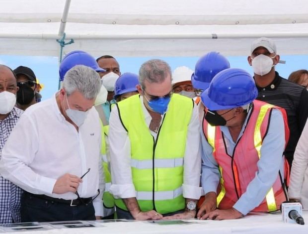 Luis Abinader: plan de desarrollo de puerto Manzanillo generará miles de empleos.