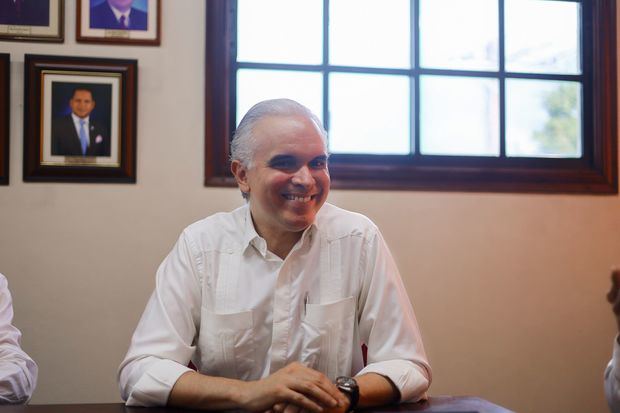 Luis Miguel De Camps estrecha vínculos en Espaillat