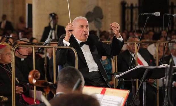 Homenaje al maestro Delmonte en el Concierto Legado.