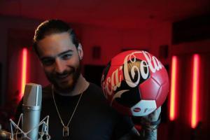 Maluma #listopara ser la voz del himno de Coca-Cola