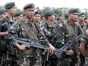 Gobierno filipino investiga funcionarios que financian a guerrilla comunista 