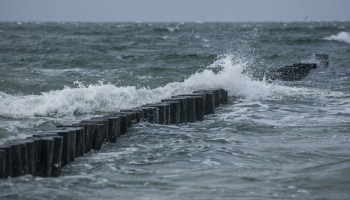 Expertos alertan aumento del nivel mar Mediterráneo hasta 1,9 metros en 2100.