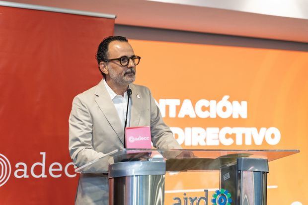 Mario De Ferrari, nuevo presidente de ADECC.