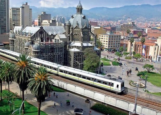 Real Hotels & Resorts alista hotel en Medellín como expansión estratégica