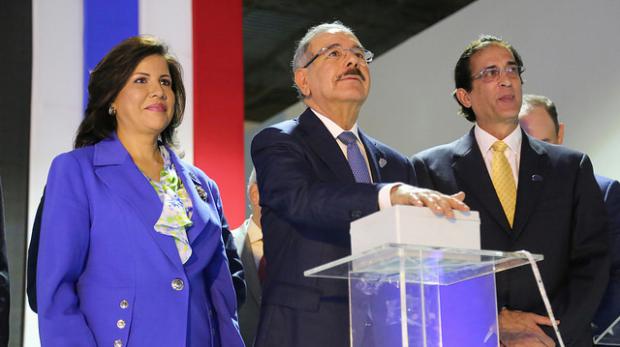 Presidente Medina inaugura datacenter del Estado 