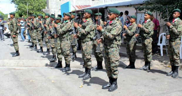 Efectivos militares enviados a la frontera