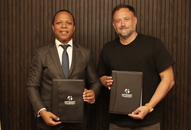 Milton Morrison, Director del INTRANT y Diego Amondaray, CEO de Nippy.