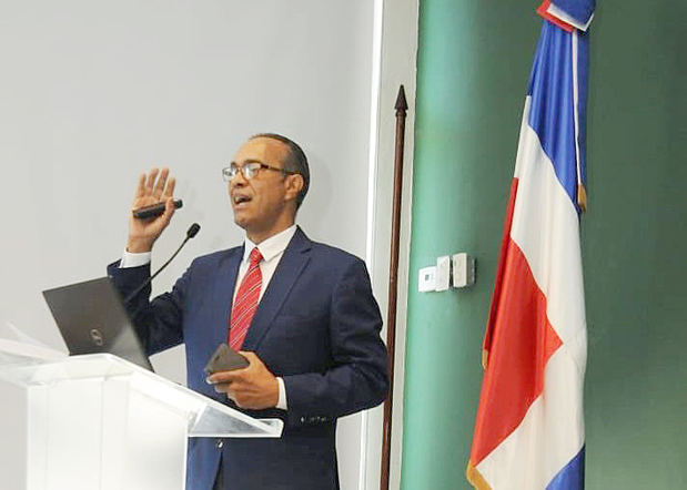 Presidente de la Federación Dominicana de Medicina Deportiva, el doctor Miltón Pinedo.