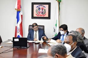 Ministro de Agricultura considera necesario acompañamiento de organismos internacionales en el sector