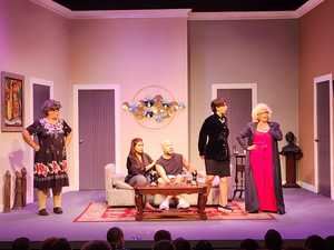“Mis Tres Suegras” con últimas presentaciones este fin de semana