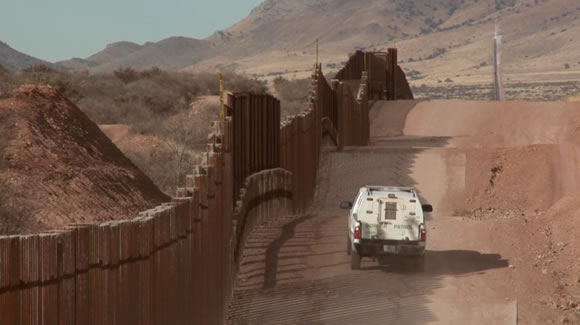 Demócratas habían aceptado la posibilidad de entregar recursos para el muro fronterizo