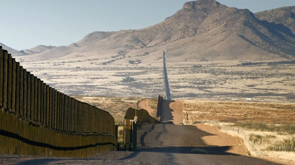 La administración Trump pidió recursos para más funcionarios en la frontera 