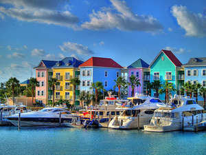 Cerca de 300.000 turistas visitan Bahamas en los primeros 5 meses de 2021