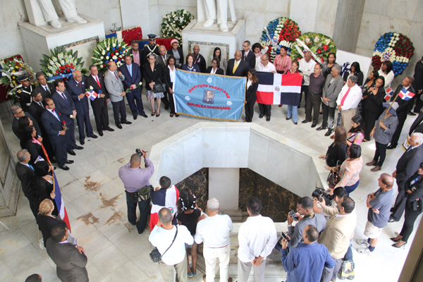 Instituto Duartiano conmemora 205 aniversario natalicio del Patrio