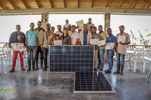 Nature Power instala paneles solares en centro educativo de Elías Piña