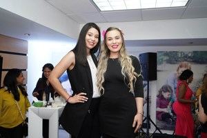 Ángela Mercedes y Ariela Mariot.