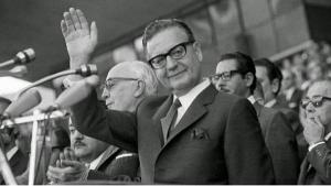 El arte que el mundo regaló al Chile de Allende y se perdió en la dictadura
 