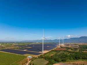 EGE Haina alcanza un 76.3% de energía renovable y gas natural en su matriz energética