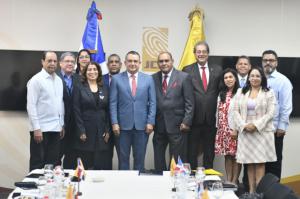 JCE presenta el Observatorio del Registro Civil a miembros del Observatorio de Políticas Migratorias