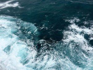 Onamet mantiene restricciones por oleaje en las costas atlántica y caribeña 
