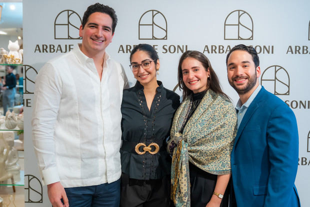 Ahmed Hasbun, Graciela Abinader Arbaje, Valeria Franco y Nabil Madera Arbaje.