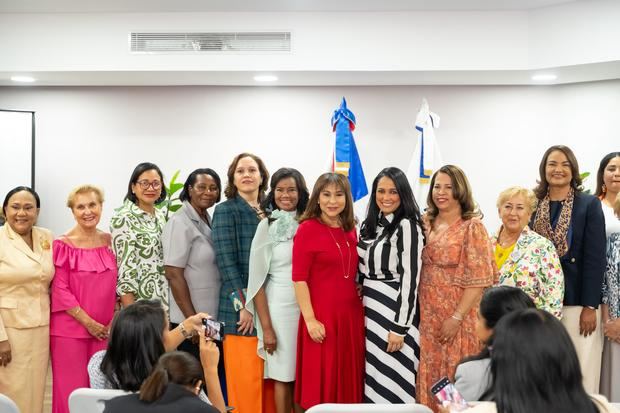 República Dominicana es sede por primera vez del VI Congreso Internacional Mujeres de Alta Ponencia.