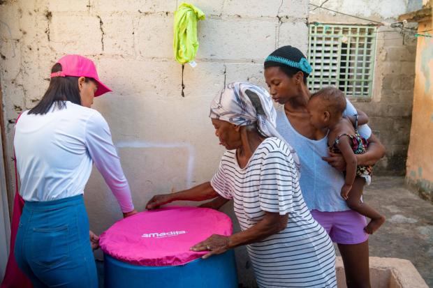 Amadita Laboratorio realiza sexta jornada de prevención de dengue, Zika y Chikungunya