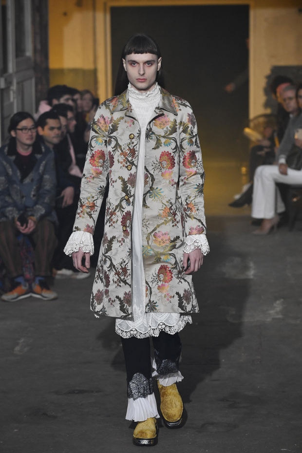 Pasarela de Palomo Spain en la Paris Men's Fashion Week F/W 2020/21.