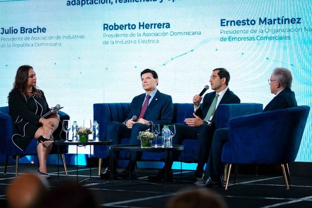 Panel empresarial.