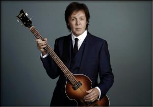 Paul McCartney es nombrado "Acompañante de Honor" por la reina Isabel II