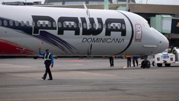 Buscan solución a pasajeros varados tras suspensión de PAWA
 