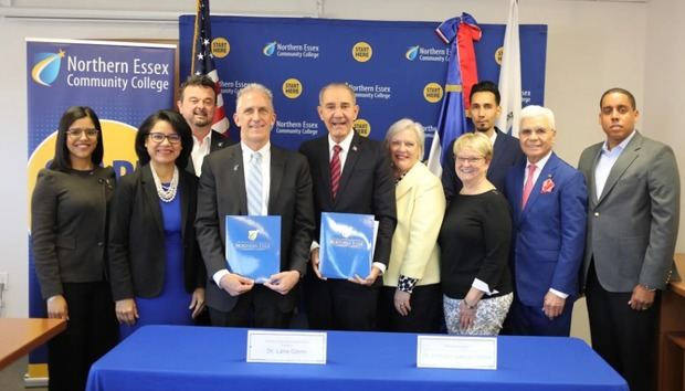 Mescyt y Northern Essex firman acuerdo para beneficiar  jóvenes de RD y EE. UU.